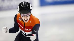 Van ruijven won the 500m world short track title last year. Lara Van Ruijven Der Sprint Auf Dem Eis War Ihr Leben Stern De