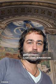 24 El Triunfador Stock Photos, High-Res Pictures, and Images