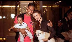 El nacimiento del hijo de sara uribe y fredy guarín fue uno de los acontecimientos que más generó polémica y dividió comentarios en el mundo de la farándula colombiana. Sara Uribe Y Fredy Guarin Terminaron Sara Uribe Y Fredy Guarin Habrian Terminado Afirmo Programa De Tv Entretenimiento Caracol Radio