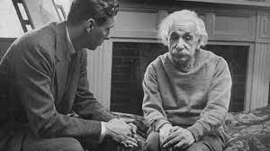 Official twitter account of the world's favorite genius. Die Letzten Worte Von Albert Einstein Youtube