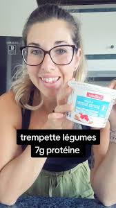 Une belle façon d'ajouter des protéines à une collation de légumes  #fromagecottage #trempette #proteine #recettesimple #2ingredients  #recettesaine