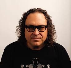 📣 Artist Spotlight: MMZ 🇨🇦 MMZ (aka, Jeff Wills) is co-founder of  INSTITUTION. Originally from Sioux Lookout in Northwestern Ontario, he now  hails from Winnipeg, Manitoba. His passion for electronic music is