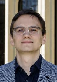 Kinetic simulations of transport and turbulence in collisionless  astrophysical plasmas