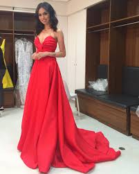 Learn about laura lehmann net worth, biography, age, birthday, height, early life, family, dating laura lehmann is a famous tv show host. Laura Lehmann On Twitter My First Gown Of The Night By The Very Talented Cherry Veric Bbpilipinas2016 Hosting Abscbn