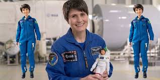 La celebrazione di samantha cristoforetti è solo una delle tante iniziative che barbie perseguirà nel corso del prossimo anno in occasione del suo 60esimo anniversario. Il Progetto Di Barbie Astronauta Con Samantha Cristoforetti