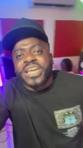 Emerson Black La Mente Lirical