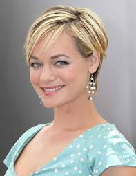 Coiffure Courte Classique Femme Emilylusitan Blog