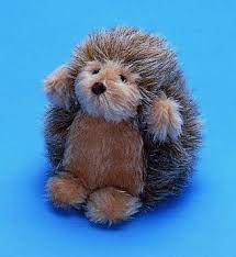 Amazon Com Haan Crafts Hedgehog Sewing Kit 6 Inch Arts Crafts Sewing Felt Toys Patterns Crafts Hedgehog
