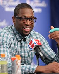 Fake glasses era was unreal 😂 (h/t: currypistonn/X)