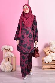 Pisahkan baju hitam saja dan yang gampang luntur. Baju Kurung Pahang Siti Maroon Muslimahclothing Com