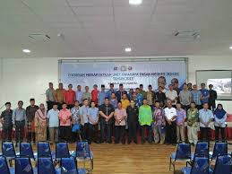 You can watch johor darul ta'zim vs. Program Merakyatkan Unit Strategik Modal Insan Johor Facebook