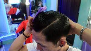 Rambut dianggap sebagai mahkota berharga milik perempuan. Menyisir Rambut Di Tengah Malam Konon Bisa Datangkan Hantu Berani Coba Mitos Ini Tribun Banten