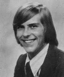 Remembering WCFM: 40 years ago, a Columbus High School student ran a radio  station out of his basement