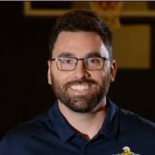 Ben Pallardy (@bennybuckets)