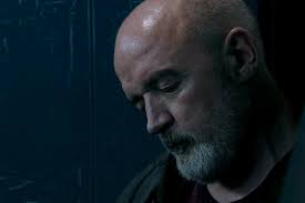 Connor McIntyre will shake off Pat Phelan role by doing panto with Les  Dennis