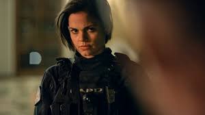 Christina chris alonso is the only female s.w.a.t teammate on hondo's team. Swat Season 2 Episode Guide
