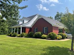 Please note some of these properties offer access to community pools not just backyard swimming pools (our mls does not differentiate between these two pool types). Country Homes For Sale In Tennessee