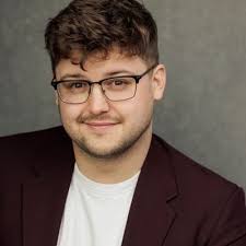 Nathaniel Dyer (@Nathaniel__Dyer)