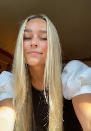 Taylor Overton's Instagram, Twitter & Facebook