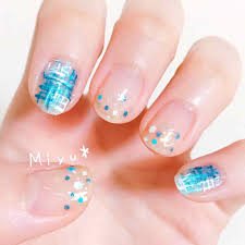 At フレーク ネイル グリッターart Collectionを使った口コミ 夏