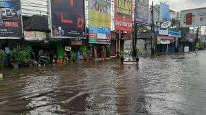 الرؤيا ثلاث حديث النفس وتخويف الشيطان وبشرى من الله. 11 Arti Mimpi Banjir Yang Bisa Jadi Pertanda Baik Atau Buruk Halaman All Tribun Jogja