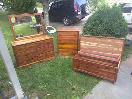 You want something that not only looks beautiful, but will last. Value Of 1940s Murphy Cedar Bedroom Furniture Thriftyfun
