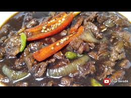 Resep asem asem daging, olahan daging yang berkuah segar terasa asem manis, dijamin bikin ketagihan, terlebih sebagai santapan melengkapi asem asem daging dikenal sebagai olahan daging sapi berkuah dari jawa tengah. Resepi Daging Masak Kicap Youtube