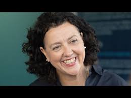 Monique Ryan projected to retain seat of Kooyong