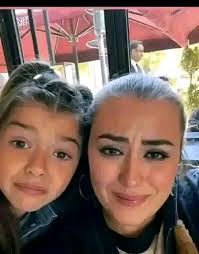 Sometimes a de check in my phone to see if you don unblock me 😥😥