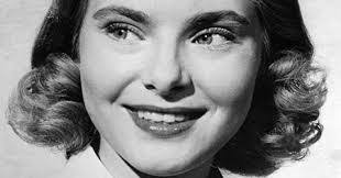 Natalie Trundy's Instagram, Twitter & Facebook