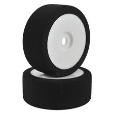 Bsrc8034 1 8 Team Purple Mounted Gt Foam Tire On White Dish 2