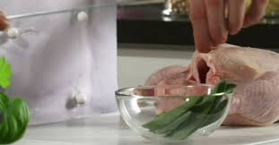 November 2015 in den kinos an. Ein Ganzes Hahnchen Mit Salbei Wurzen Eat Smarter