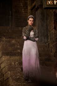 Anne hathaway can afford to feel smug about 2012, having married the love of her life and landed les misérables. Les Miserables 2012