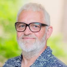 Peter Crockett's Instagram, Twitter & Facebook