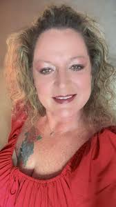 Travel agent seeking new clients