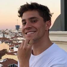 amelia 🖤 (@m00nster_a)