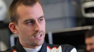 Metzger sets record lap