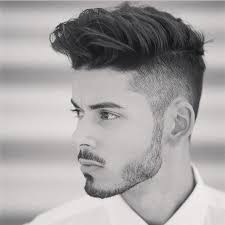Hipster Undercut Hairstyle With Patchy Beard Herrenschnitte Herrenfrisuren Hippster Frisur