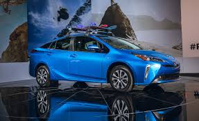 Always ready for a fun city ride. 2019 Toyota Prius Hybrid Now Has Optional All Wheel Drive