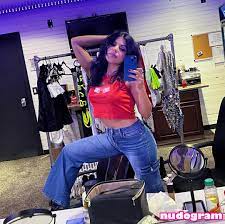 Sara Loera  Singer  saraloera Nude Leaks OnlyFans Photo 4 - Nudogram v2.0