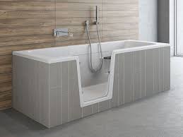 Besonders wenn sie es wegen bestimmter körperlicher einschränkungen nicht mehr schaffen, über die hohe badewannenwand zu steigen. Badewanne Mit Ture Ihr Sanitarinstallateur Aus Bad Hersfeld Asbach Herrmann Firges