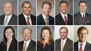 There are 2137 companies in the regions bank corporate family. Regions Bank Names Alan Register Birmingham Market Executive