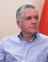 Febbre promozione in tutta la città: "Sarebbe una bella pagina di storia"