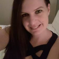 Vicky Ashley (@vickyashley17)