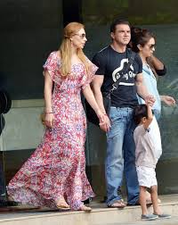 Salman khan girlfriend iulia vantur birthday celebration #iuliavanturbirthday salman khan and iulia vantur, salman khan See Pics Salman Khan With Girlfriend Iulia Vantur By Him Being Bhai For His Sisters Today Movies News
