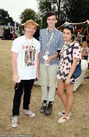 Georgia's paternal grandfather is richard brian groome (the son of herbert alfred groome and olive bertha layzell). Harry Potter Star Rupert Grint And Girlfriend Georgia Groome Welcome Baby Girl Armenian News Tert Am