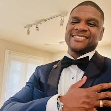 It's always fun getting dressed up for a good cause.