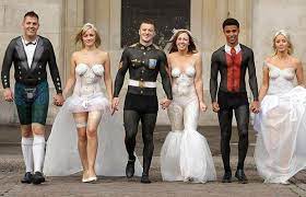 The Most Weird And Hilarious Wedding Fails Photos Part 2 Weird Wedding Dress Wedding Dress Fails Unusual Wedding Dresses