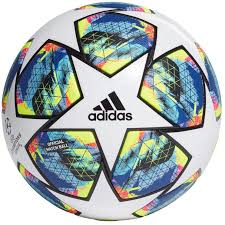La squadra campione ha avuto il diritto di a partecipare alla supercoppa uefa 2019, da disputare contro il chelsea. 2019 Champions League Soccer Ball Online