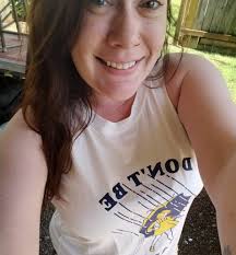 Hairdresser with PPD and ammonia-free color expertise needed